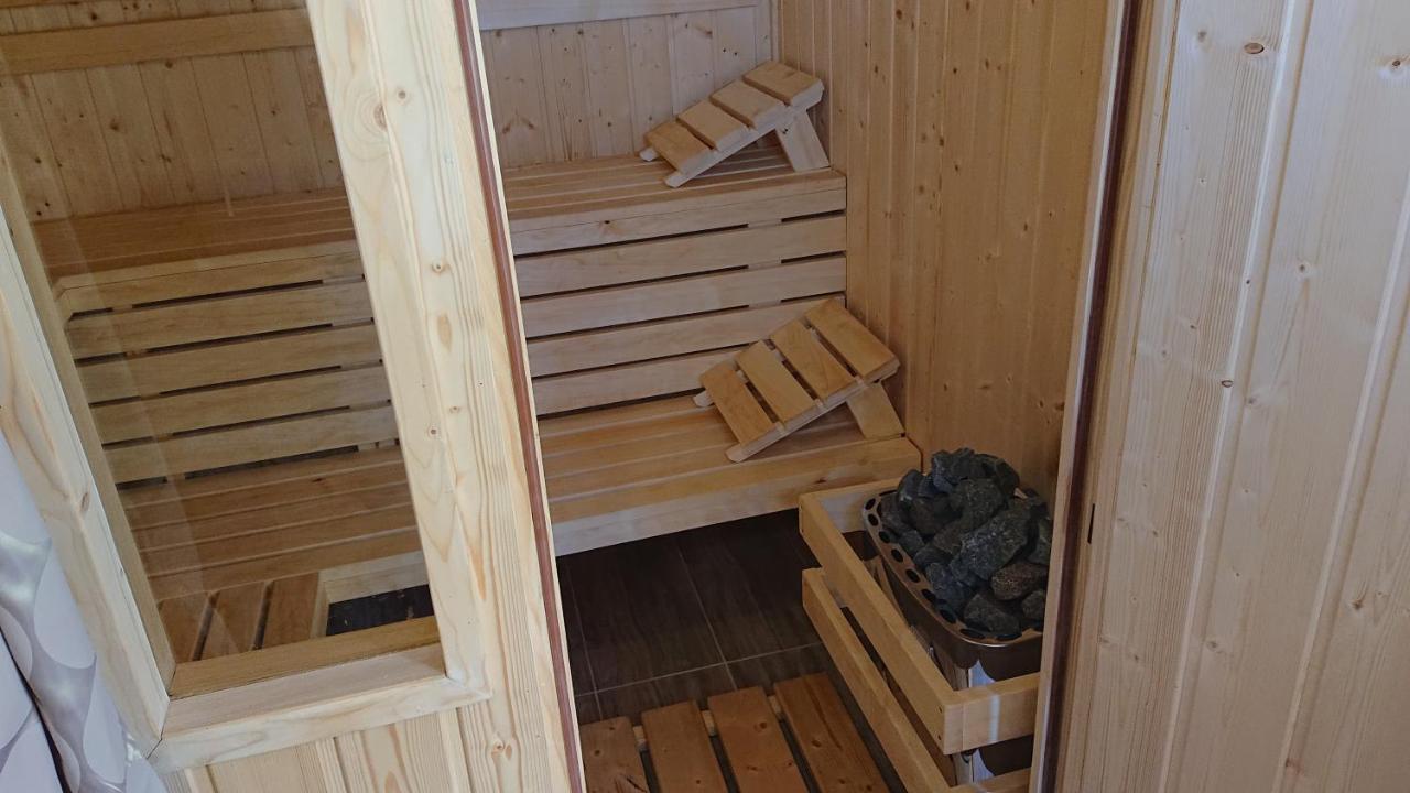 Letnia Willa Jacuzzi & Sauna Дарлово Екстер'єр фото